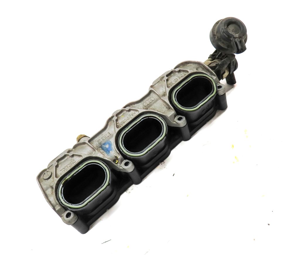Thumbnail 3: 12-17 AUDI A6 A7 Q5 S5 SQ5 (C7 4G8 B8 8T 8R) RIGHT INTAKE MANIFOLD DIFFUSER RAIL