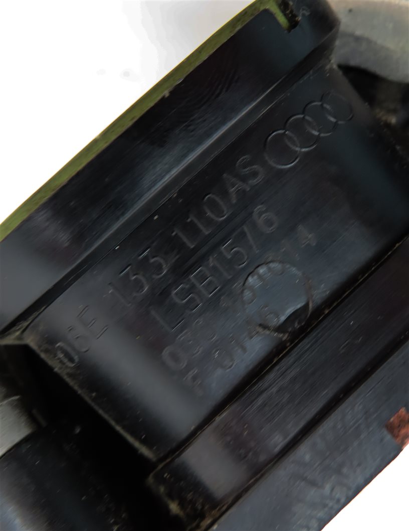 Thumbnail 6: 12-17 AUDI A6 A7 Q5 S5 SQ5 (C7 4G8 B8 8T 8R) RIGHT INTAKE MANIFOLD DIFFUSER RAIL