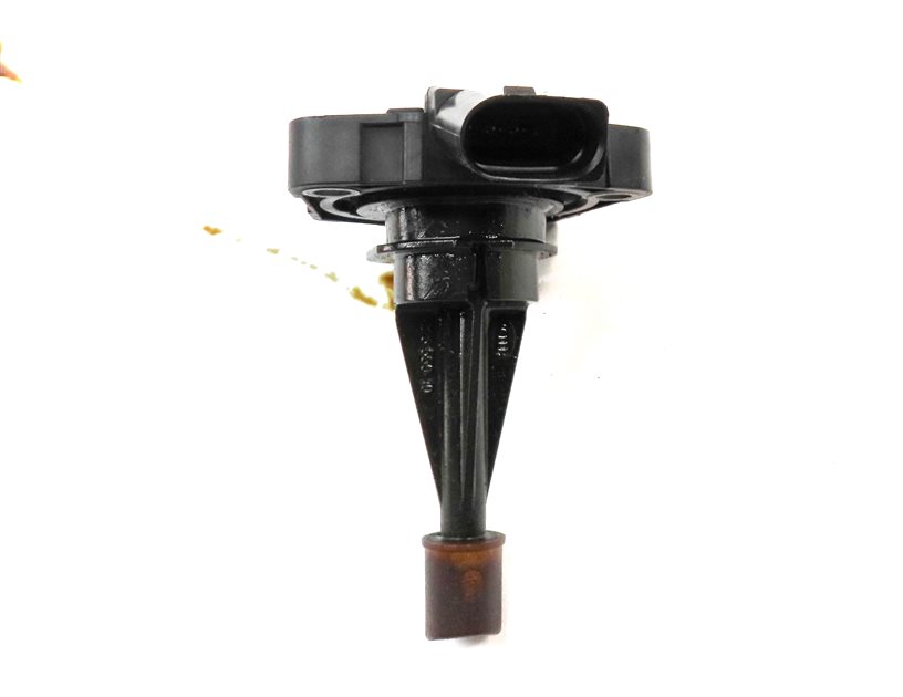 Thumbnail 4: 2015 AUDI Q7 (4L) 3.0L SUPER (CTWB) ENGINE MOTOR OIL FLUID LEVEL SENSOR MODULE