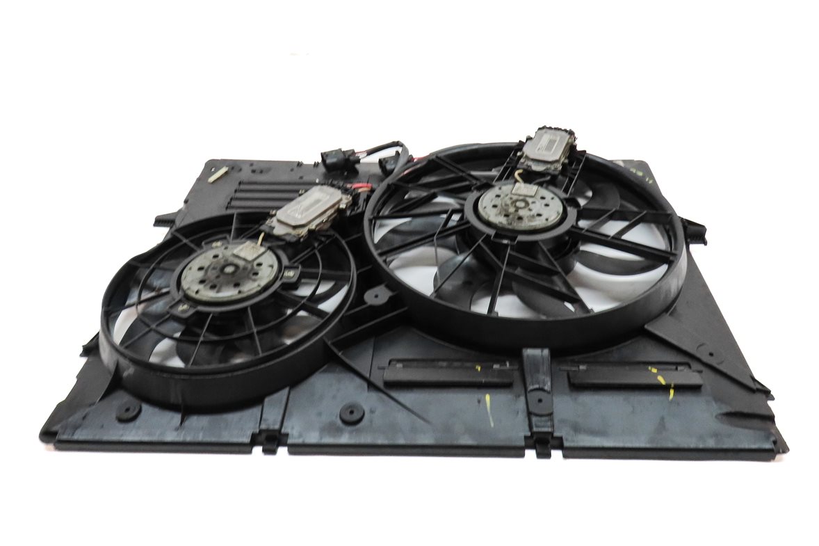 Thumbnail 5: 11-15 AUDI Q7 (4L) 3.0L ENGINE RADIATOR COOLING FAN (FOR MODELS w/ HITCH OPTION)