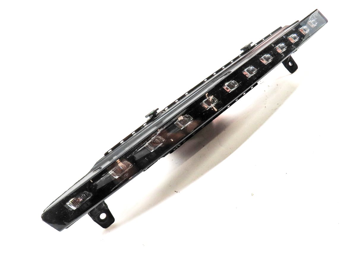 Thumbnail 4: 2010-2015 AUDI Q7 (4L) RIGHT FRONT PASSENGER TURN SIGNAL MARKER LIGHT LAMP (LED)