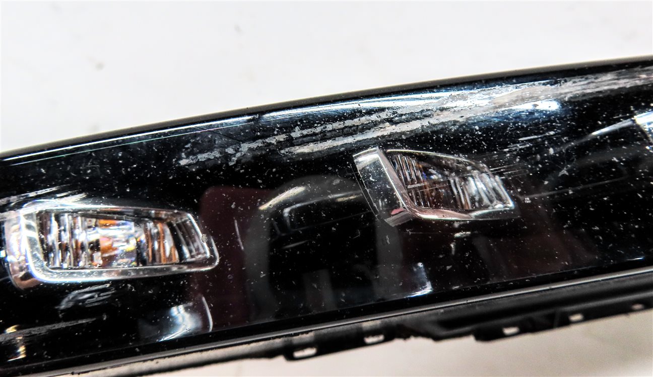Thumbnail 6: 2010-2015 AUDI Q7 (4L) RIGHT FRONT PASSENGER TURN SIGNAL MARKER LIGHT LAMP (LED)