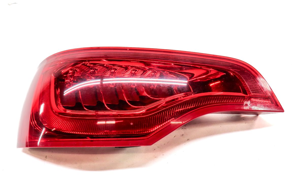 Thumbnail 3: 2010-2015 AUDI Q7 (4L) LEFT DRIVER REAR TAILLIGHT BRAKE LIGHT LAMP (LED)