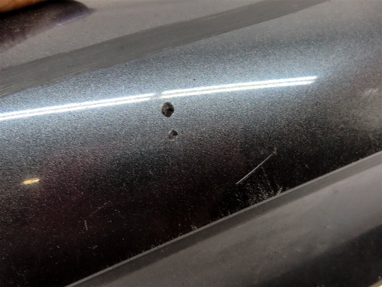 Thumbnail 10: 10-15 AUDI Q7 (4L) FRONT LEFT DRIVER LOWER EXTERIOR DOOR TRIM MOULDING (Gray)