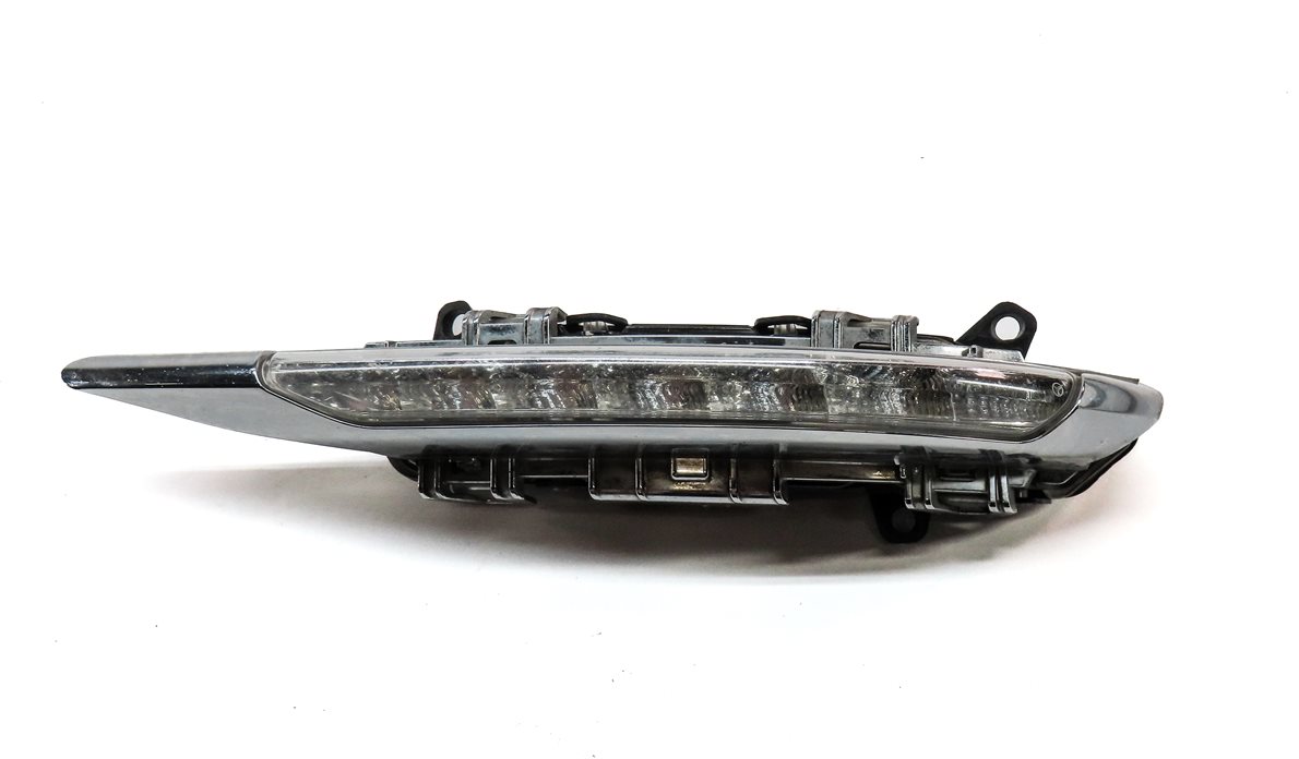 Thumbnail 4: 2010-2011 MERCEDES S-CLASS (W221) RIGHT PASSENGER DRL FOGLIGHT FOG LIGHT LAMP