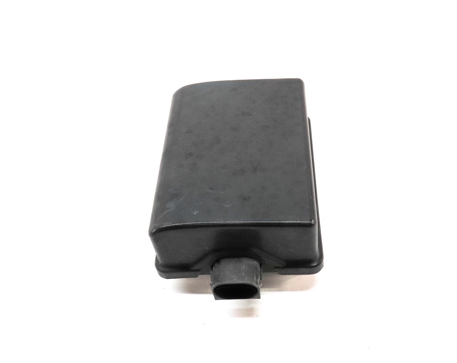 Thumbnail 2: 2010 MERCEDES S400 (W221) FRONT ADAPTIVE CRUISE CONTROL RADAR SENSOR MODULE