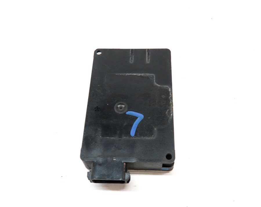 Thumbnail 4: 2010 MERCEDES S400 (W221) REAR LEFT BLIND SPOT RADAR SENSOR CONTROL MODULE