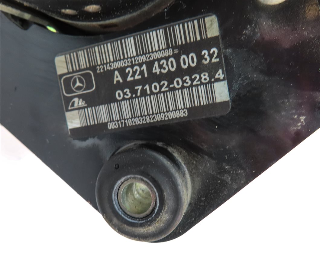 Thumbnail 8: 2010 MERCEDES S400 (W221) 3.5L HYBRID (M272) BRAKE VACUUM PUMP