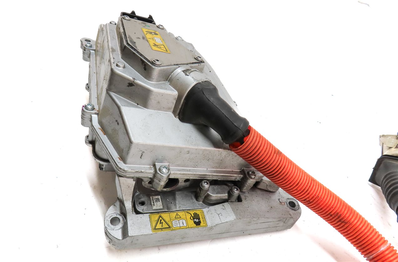 Thumbnail 6: 2010 MERCEDES S400 (W221) 3.5L HYBRID (M272) POWER ELECTRONIC INVERTER MODULE