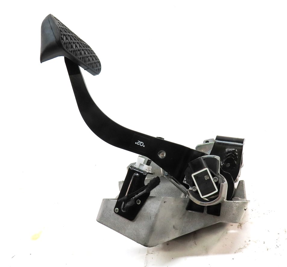 Thumbnail 5: 2010 MERCEDES S400 (W221) HYBRID BRAKE STOP PEDAL ASSEMBLY w/ PUMP