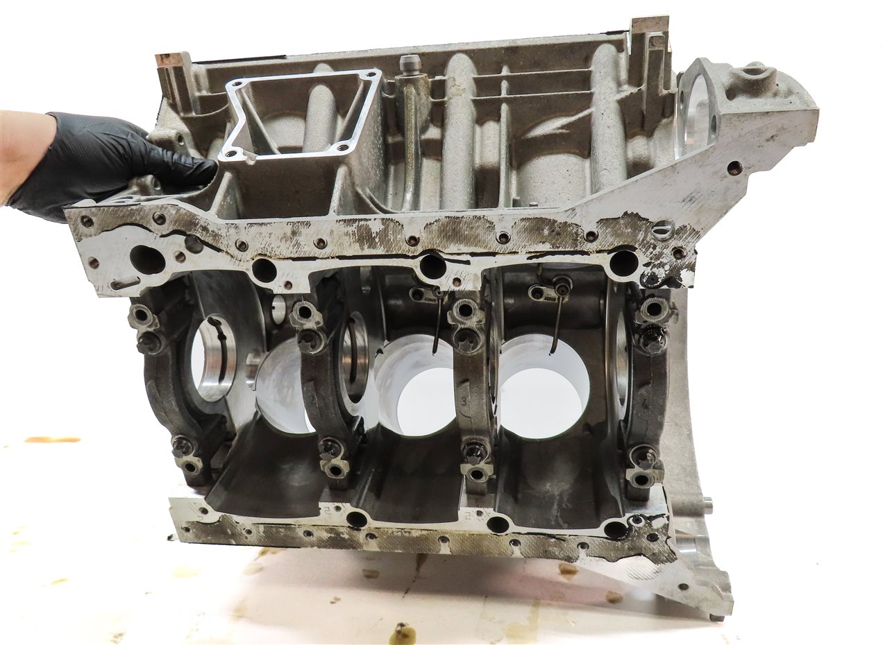 Thumbnail 8: 2010 MERCEDES S-CLASS S400 (W221) 3.5L V6 M272 HYBRID ENGINE BARE CYLINDER BLOCK