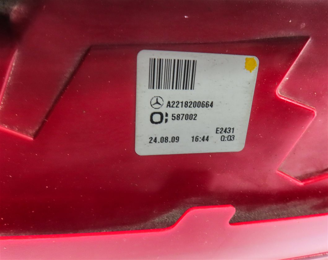 Thumbnail 7: 10-13 MERCEDES S-CLASS (W221) RIGHT PASSENGER REAR TAILLIGHT BRAKE LIGHT LAMP