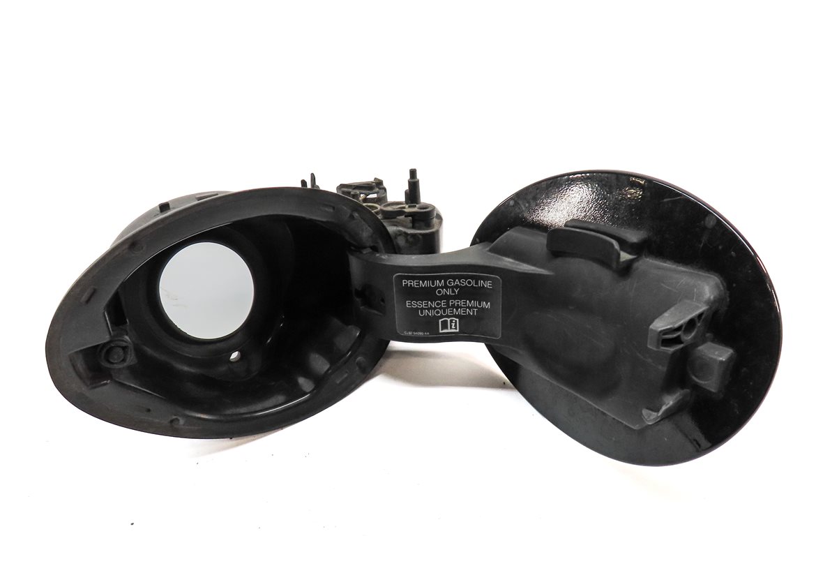 Thumbnail 6: 2012-2019 RANGE ROVER EVOQUE (L538) FUEL TANK DOOR HOUSING TRIM COVER (Black)