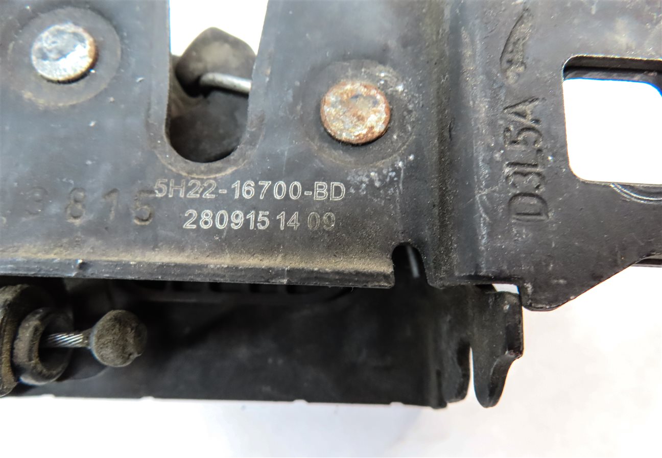 Thumbnail 7: 2013 RANGE ROVER EVOQUE (L538) FRONT LEFT & RIGHT LOWER HOOD LOCK LATCH SET-2