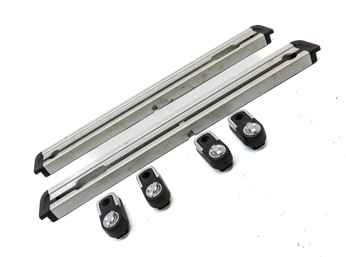 Thumbnail 3: 2013 RANGE ROVER EVOQUE (L538) REAR TRUNK CARGO TIE DOWN BUCKLE SET-4 w/ RAILS
