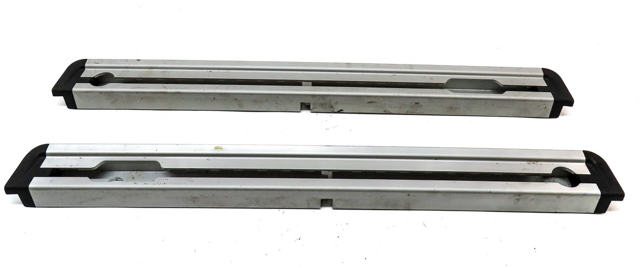 Thumbnail 6: 2013 RANGE ROVER EVOQUE (L538) REAR TRUNK CARGO TIE DOWN BUCKLE SET-4 w/ RAILS