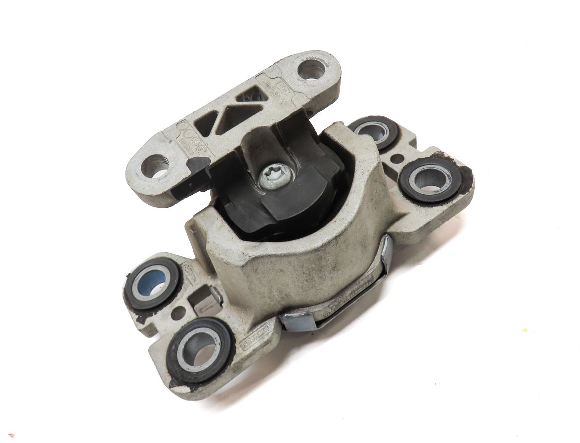Thumbnail 3: 2013 RANGE ROVER EVOQUE (L538) 2.0L ENGINE REAR MOTOR MOUNT BRACKET