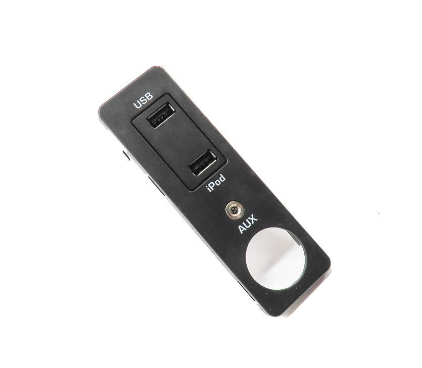 Thumbnail 3: 2013 RANGE ROVER EVOQUE (L538) AUX AUXILIARY AUDIO IN INPUT JACK USB 12v SOCKET