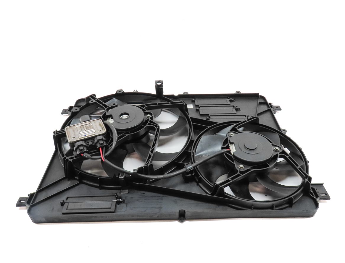 Thumbnail 5: 12-17 LR2 DISCOVERY SPORT RANGE ROVER EVOQUE L550 RADIATOR COOLING FAN & SHROUD