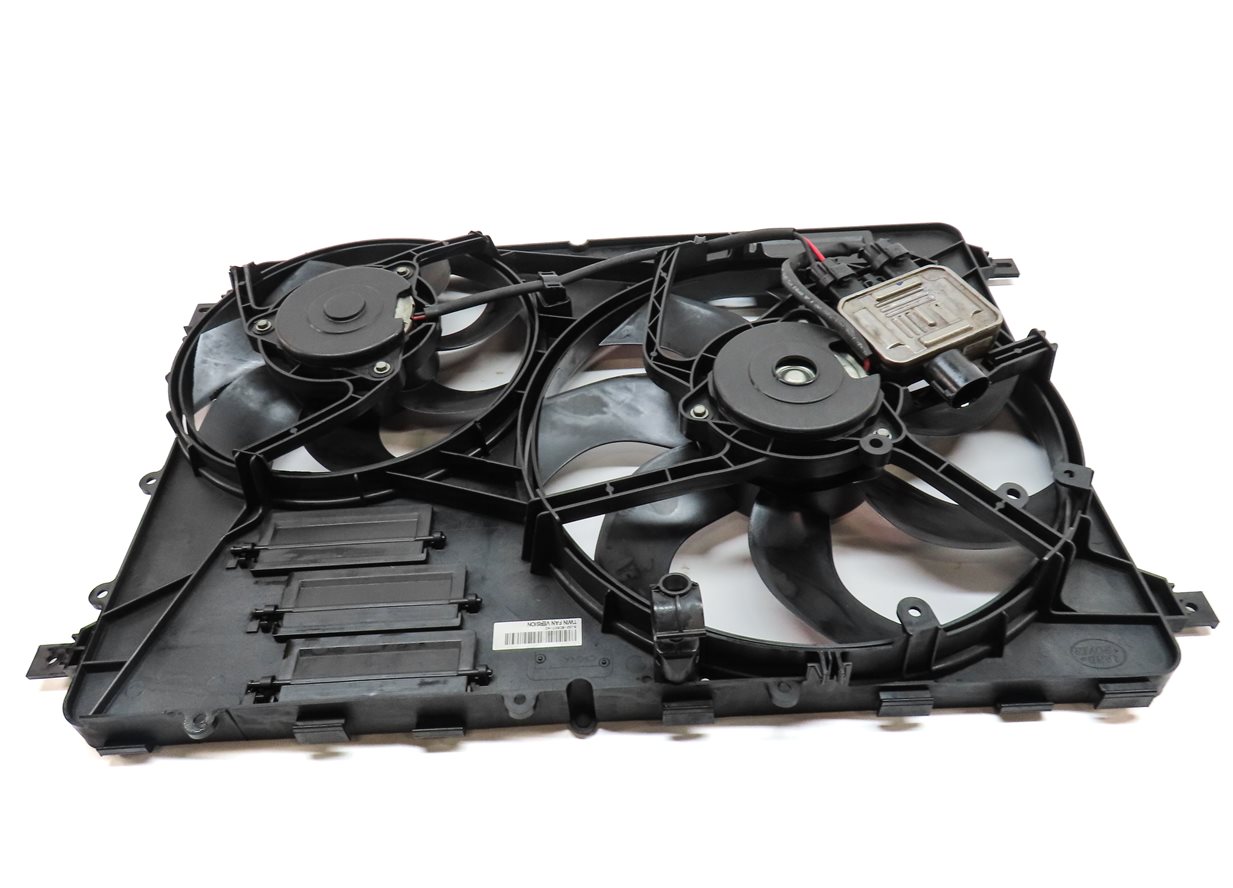 Thumbnail 6: 12-17 LR2 DISCOVERY SPORT RANGE ROVER EVOQUE L550 RADIATOR COOLING FAN & SHROUD