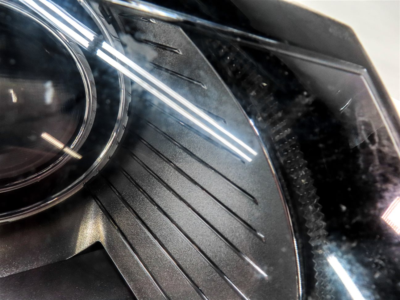 Thumbnail 9: 12-15 EVOQUE (L538) FRONT RIGHT PASSENGER XENON HID AFS ADAPTIVE HEADLIGHT LAMP