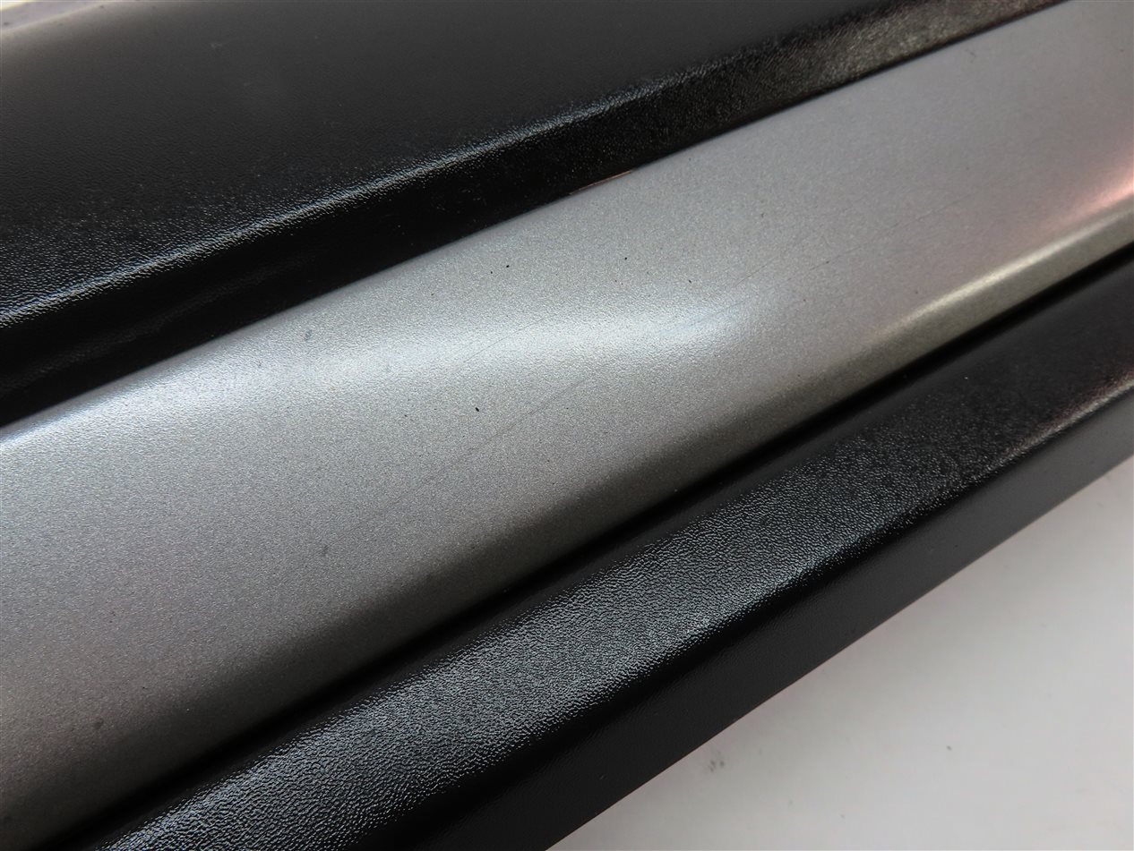 Thumbnail 7: 12-19 RANGE ROVER EVOQUE L538 FRONT RIGHT PASSENGER EXTERIOR LOWER DOOR TRIM