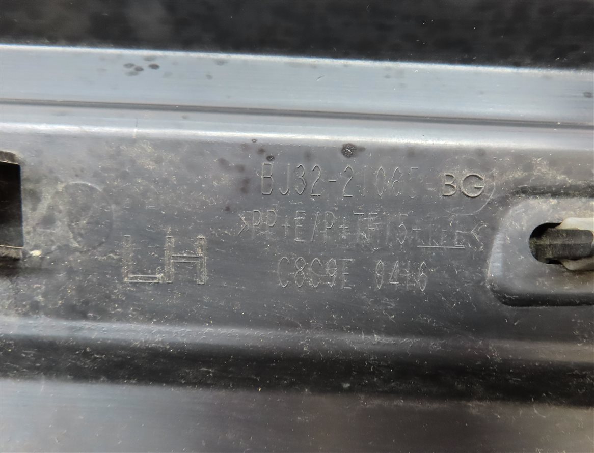 Thumbnail 7: 12-19 RANGE ROVER EVOQUE L538 FRONT LEFT DRIVER EXTERIOR LOWER DOOR TRIM