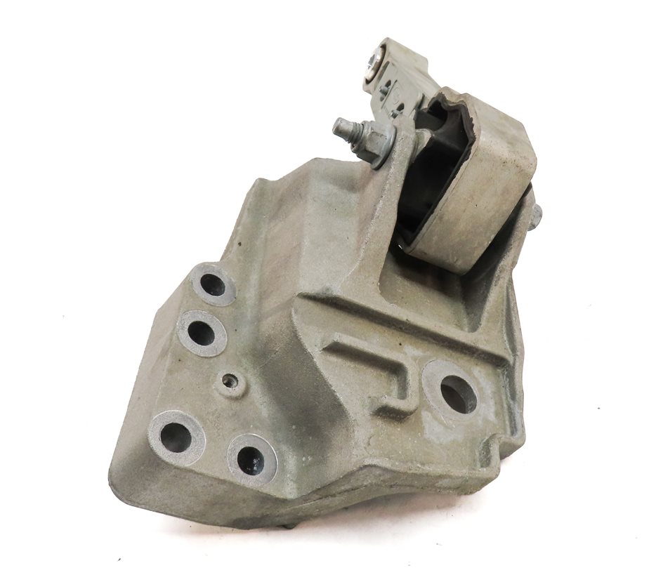 Thumbnail 4: 2014 RANGE ROVER EVOQUE (L538) 2.0L ENGINE LOWER RIGHT MOTOR MOUNT BRACKET