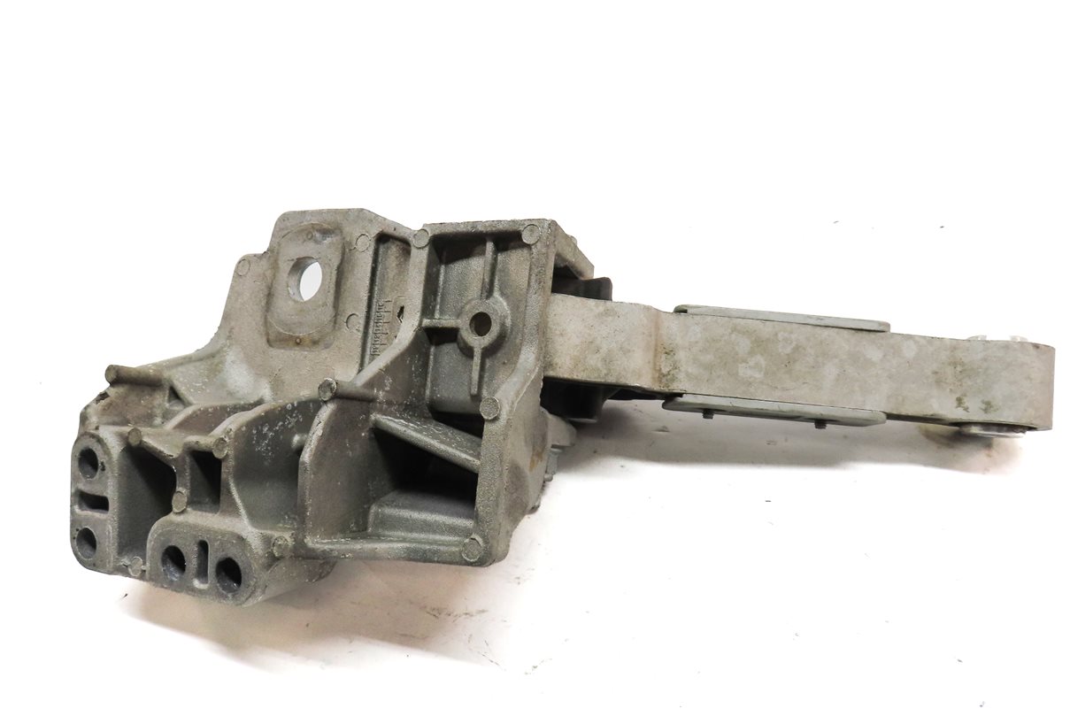 Thumbnail 5: 2014 RANGE ROVER EVOQUE (L538) 2.0L ENGINE LOWER RIGHT MOTOR MOUNT BRACKET