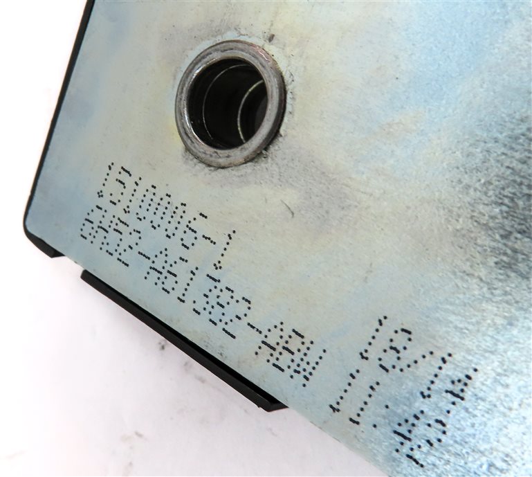 Thumbnail 6: 2014 RANGE ROVER EVOQUE (L538) REAR RIGHT SEAT RELEASE LOCK LATCH ACTUATOR