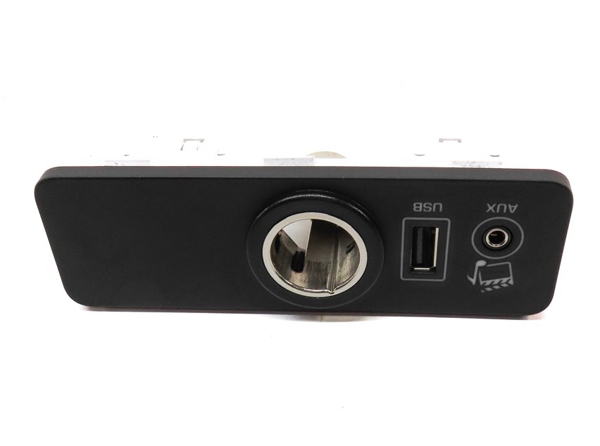 Thumbnail 4: 2014 RANGE ROVER EVOQUE (L538) USB AUXILIARY AUDIO MEDIA INTERFACE JACK 12V PLUG