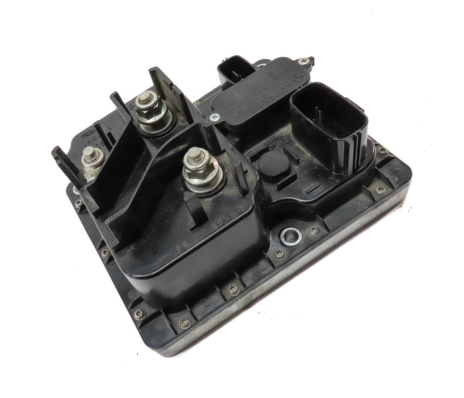 Thumbnail 3: 2014 RANGE ROVER EVOQUE (L538) REAR BATTERY POWER SUPPLY AUTO START STOP MODULE