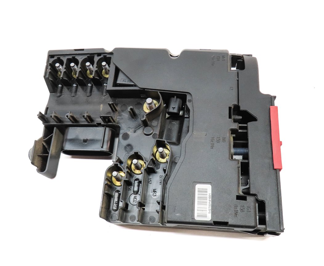 Thumbnail 5: 14 MERCEDES E350 (W212) 3.5L (276.952) ENGINE POSITIVE BATTERY TERMINAL JUNCTION