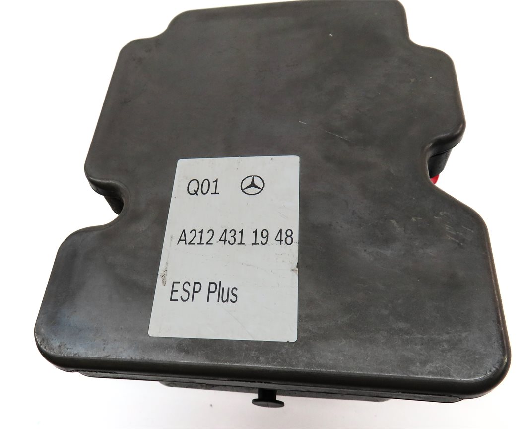 Thumbnail 7: 2014 MERCEDES E250 E300 E350 E550 (A207 C207 W207 W212) BRAKE PUMP w/ MODULE