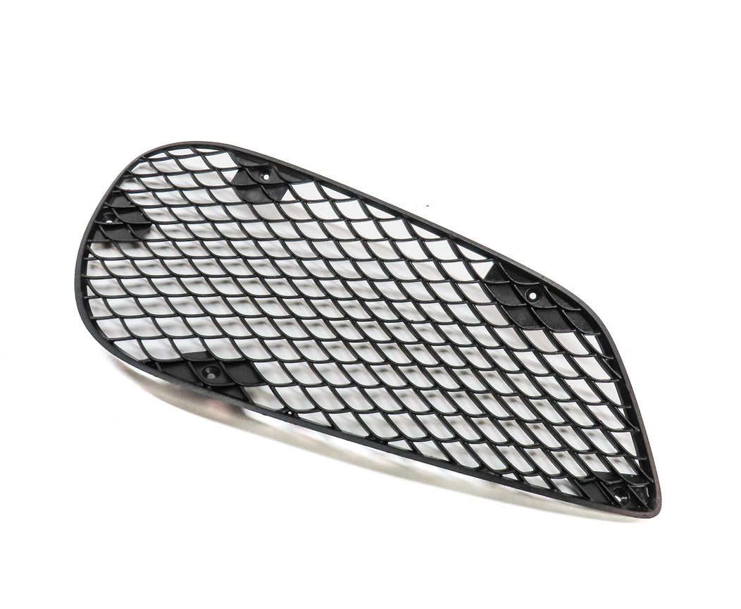 14-16 MERCEDES E-CLASS (W212) SEDAN FRONT LEFT DRIVER LOWER BUMPER GRILLE TRIM