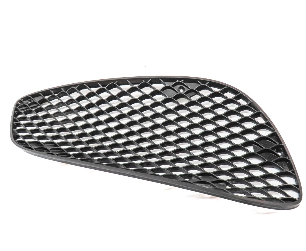 Thumbnail 4: 14-16 MERCEDES E-CLASS (W212) SEDAN FRONT LEFT DRIVER LOWER BUMPER GRILLE TRIM