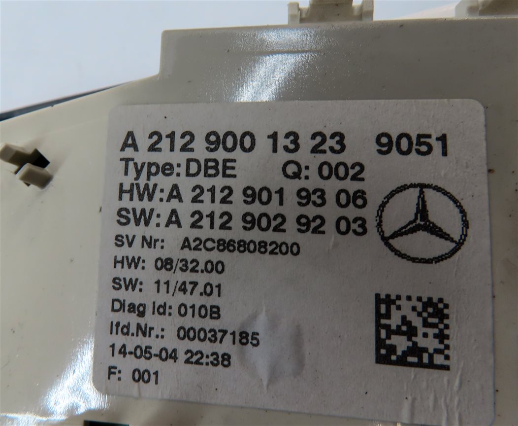 Thumbnail 7: 14 MERCEDES E350 W212 FRONT INTERIOR OVERHEAD DOME LIGHT LAMP w/SWITCHES (Black)