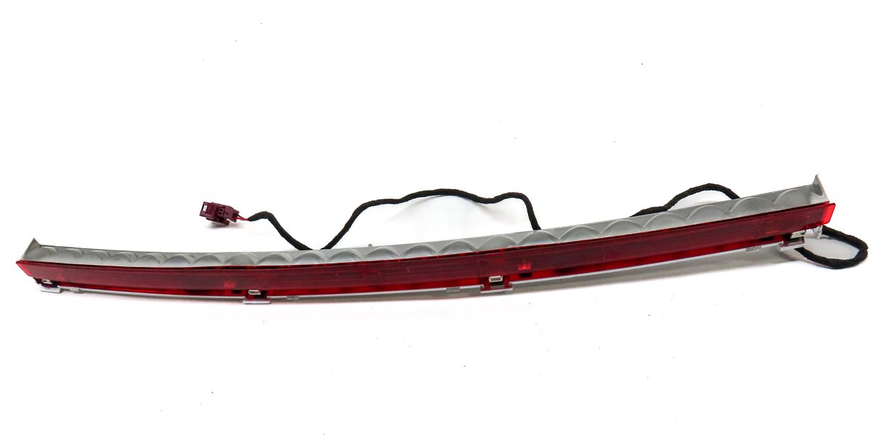 Thumbnail 2: 2014 MERCEDES E350 (W212) THIRD 3RD BRAKE STOP INDICATOR LIGHT LAMP