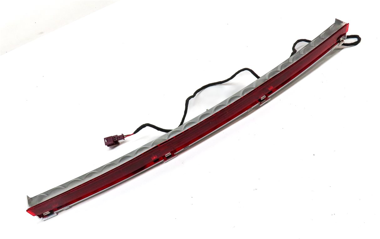 Thumbnail 3: 2014 MERCEDES E350 (W212) THIRD 3RD BRAKE STOP INDICATOR LIGHT LAMP