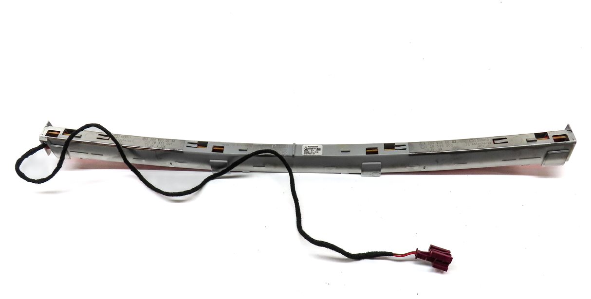 Thumbnail 4: 2014 MERCEDES E350 (W212) THIRD 3RD BRAKE STOP INDICATOR LIGHT LAMP
