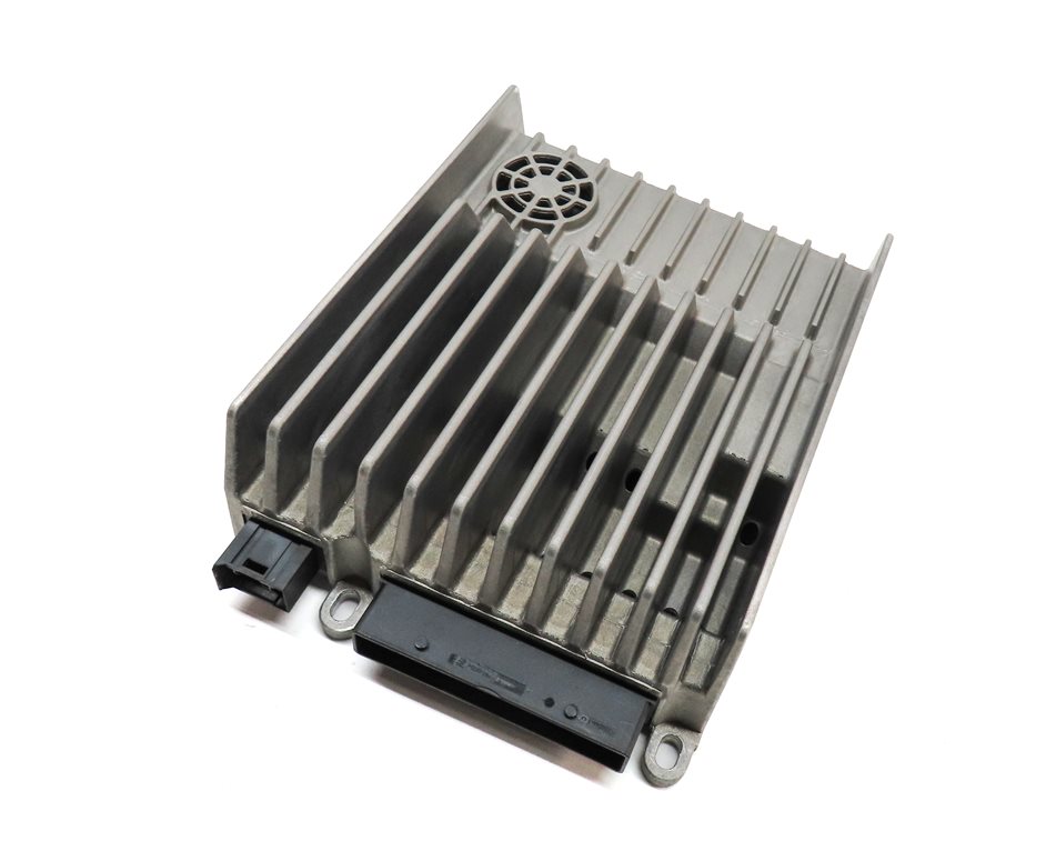 2012-2015 MERCEDES C E G GLK CLASS (W204 W212 X204 X463) BECKER AUDIO AMPLIFIER