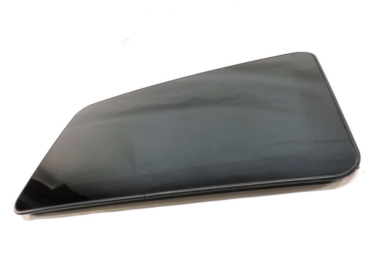 Thumbnail 2: 2012-2016 MERCEDES E250 E300 E350 E400 E550 (W212) SUNROOF SUN ROOF GLASS WINDOW