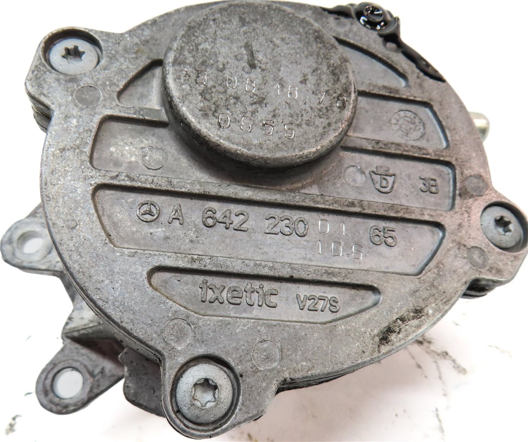 Thumbnail 6: 08-13 MERCEDES E320 E350 GL320 GL350 ML320 ML350 R350 3.0L DIESEL VACUUM PUMP