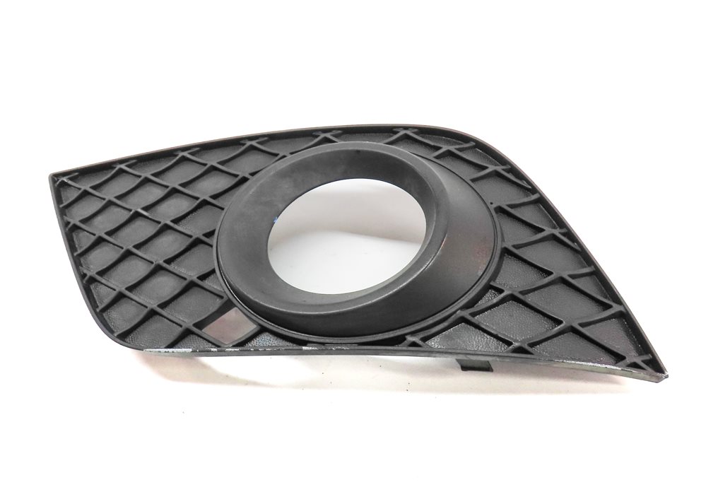 Thumbnail 2: 09 MERCEDES ML320 (W164) FRONT RIGHT PASSENGER LOWER FOG LIGHT LAMP TRIM GRILLE