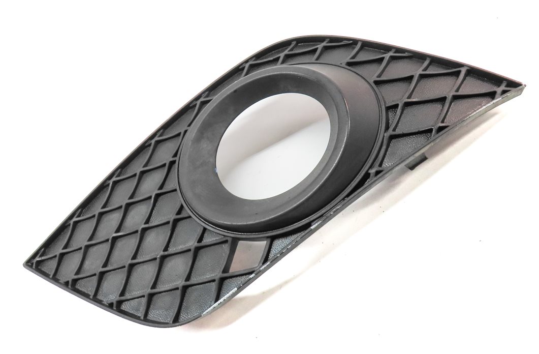 Thumbnail 3: 09 MERCEDES ML320 (W164) FRONT RIGHT PASSENGER LOWER FOG LIGHT LAMP TRIM GRILLE