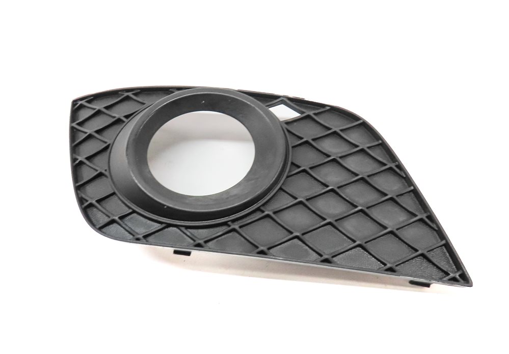 Thumbnail 4: 09 MERCEDES ML320 (W164) FRONT RIGHT PASSENGER LOWER FOG LIGHT LAMP TRIM GRILLE
