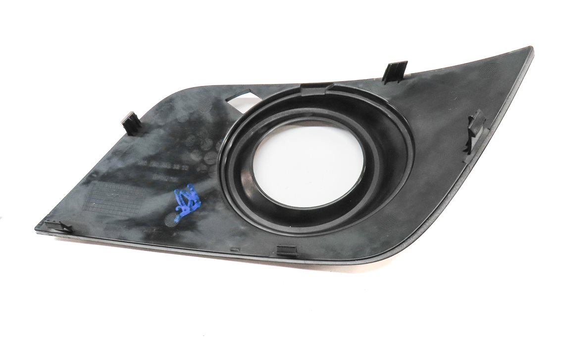 Thumbnail 5: 09 MERCEDES ML320 (W164) FRONT RIGHT PASSENGER LOWER FOG LIGHT LAMP TRIM GRILLE