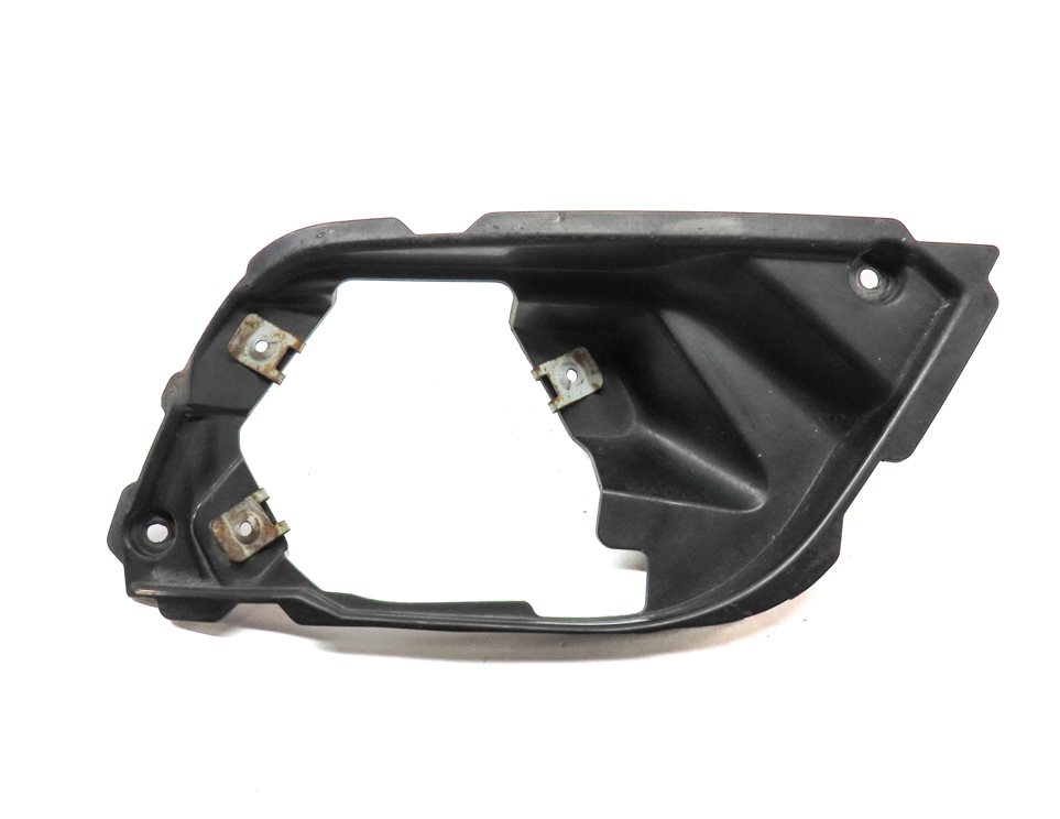 Thumbnail 4: 2009 MERCEDES ML320 (W164) FRONT LEFT DRIVER LOWER FOG LIGHT LAMP MOUNT BRACKET