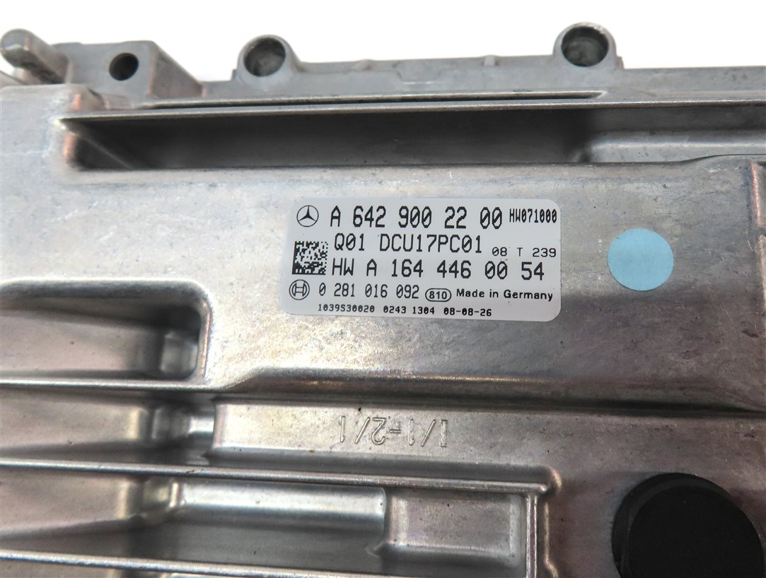 Thumbnail 4: 2009 MERCEDES ML320 (W164) 3.0L (OM642) ENGINE DIESEL EMISSIONS CONTROL MODULE