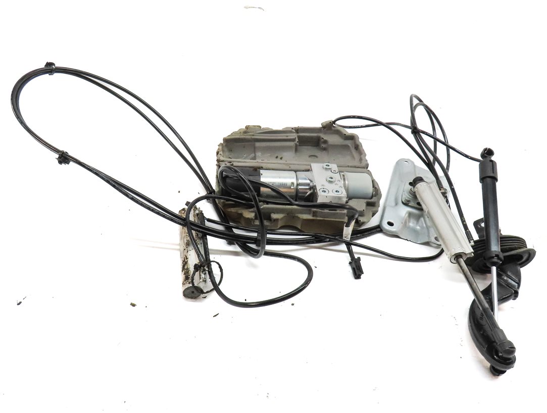 Thumbnail 2: 2006-2009 MERCEDES ML-CLASS (W164) REAR TRUNK LIFT MOTOR w/ RAM & LINES (4-PIN)